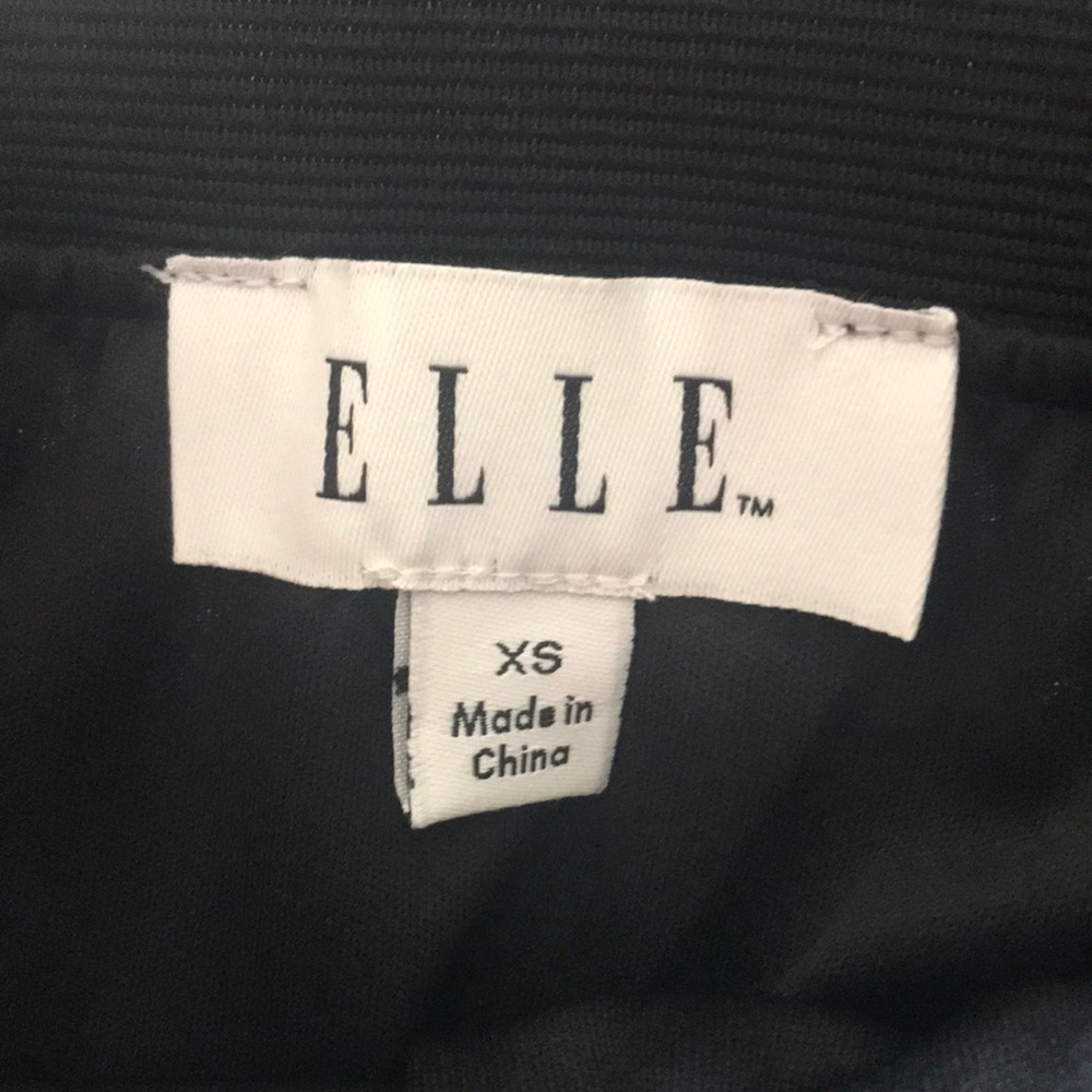 NWT Elle pull on pleated grey plaid skirt - Picture 5 of 6